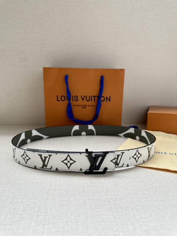 激安ルイヴィトンベルト側面デザイン